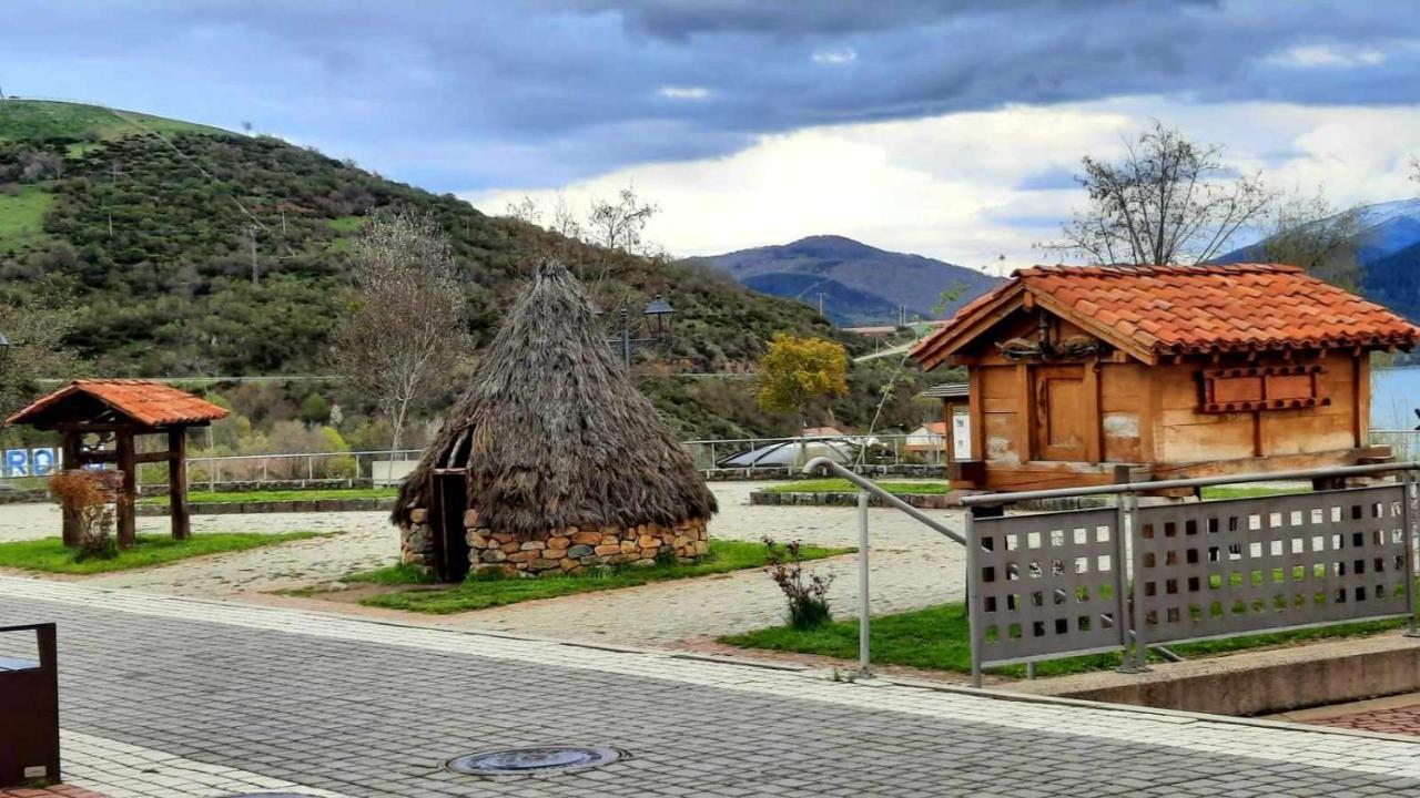 Riano En Las Montanas De Carmen Exterior photo
